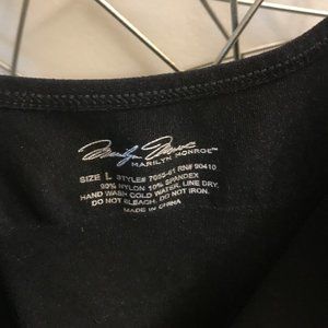 Marilyn Monroe Large Shape Wear